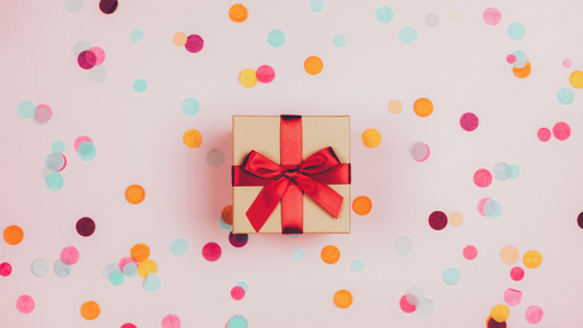 【2025年 敬老の日】食べ物プレゼントで感謝を!祖父母が絶対に喜ぶギフトの選び方