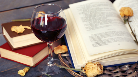 秋の夜長にじっくり楽しみたい。読書や映画のお供にぴったりの「ご褒美ワイン」