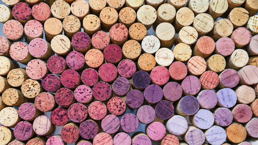 ワインのコルクの開け方徹底ガイド：プロが教えるコツ！