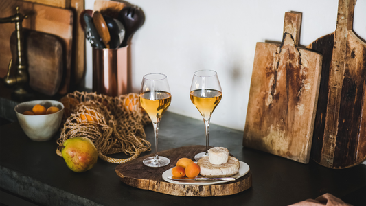 【日本でブーム！】オレンジワインが人気の理由とその背景